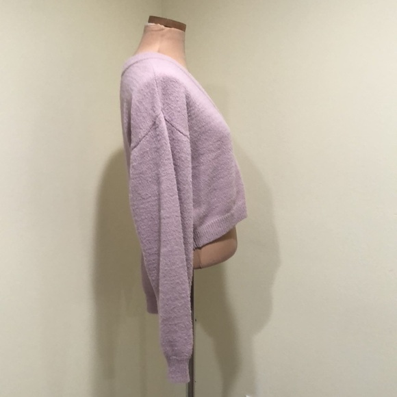 BCBGeneration Cropped Cardigan Sweater Size Large Pastel Purple Fuzzy Texture - Picture 4 of 11
